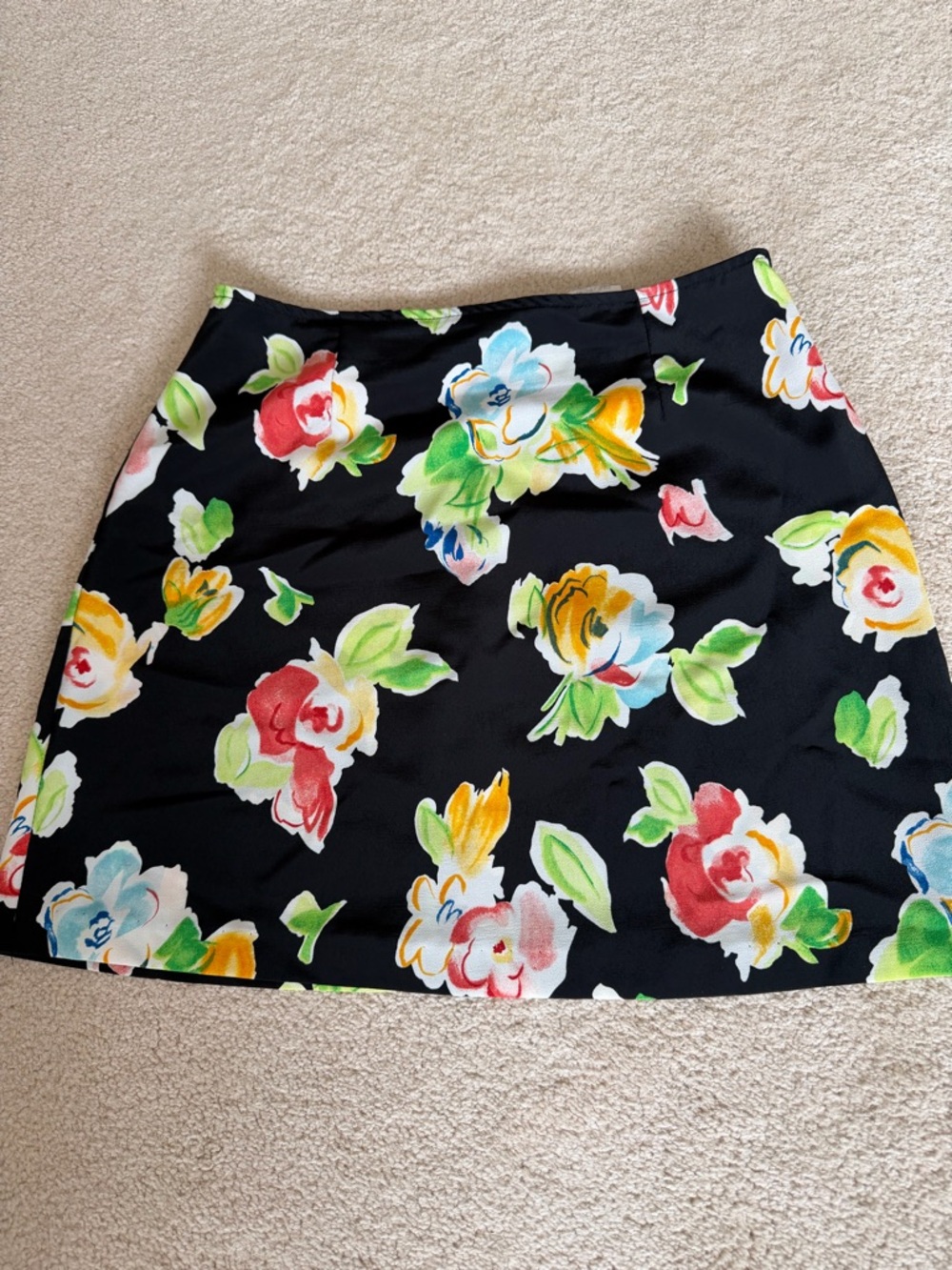 Valmis Floral Mini Skirt Black Y2K A-Line Made in Canada Size 9 Medium
